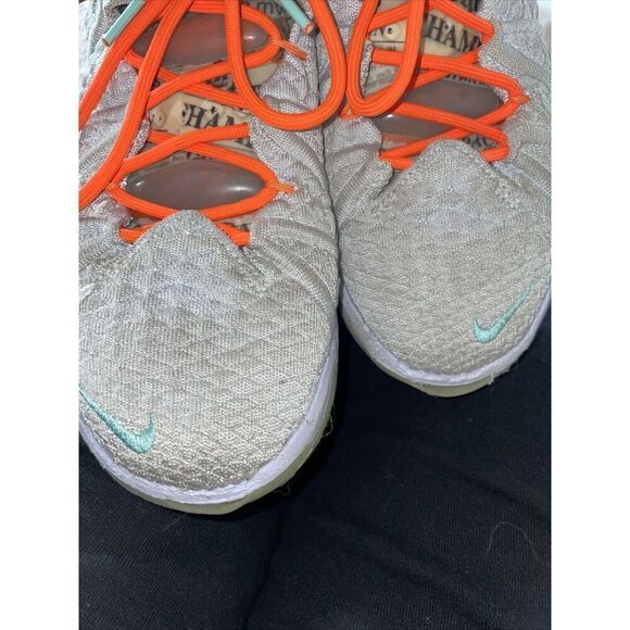 Nike Lebron XVIII Dynamic Turq-Ghost Glow Sneakers CQ9283 401 Diana Taurasi Blue - Picture 7 of 12